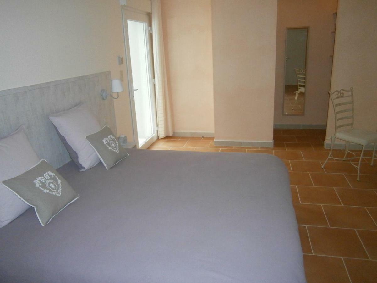 Les Jardins De Soulane B&B - Adults Only Belcastel-et-Buc Eksteriør bilde